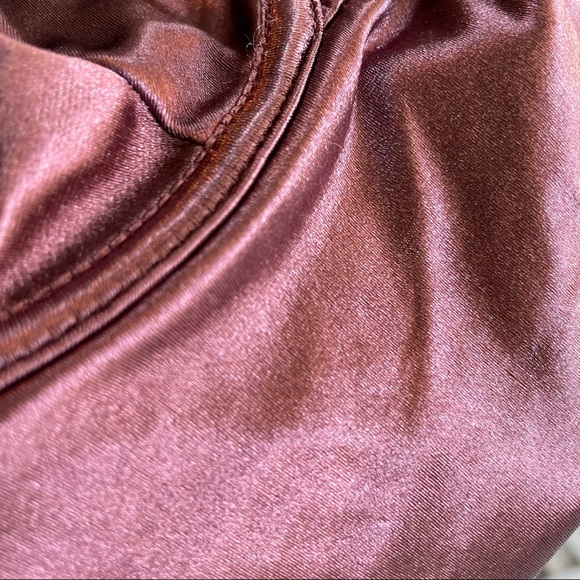 La Senza mauve pink bodysuit with gold hardware detailing size S - Picture 3 of 3